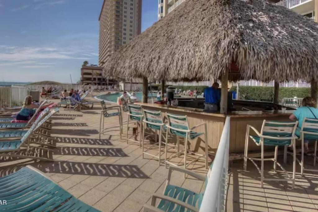 Beautiful Beachfront Paradise! Emerald Beach Resort Panama City Beach Exteriér fotografie