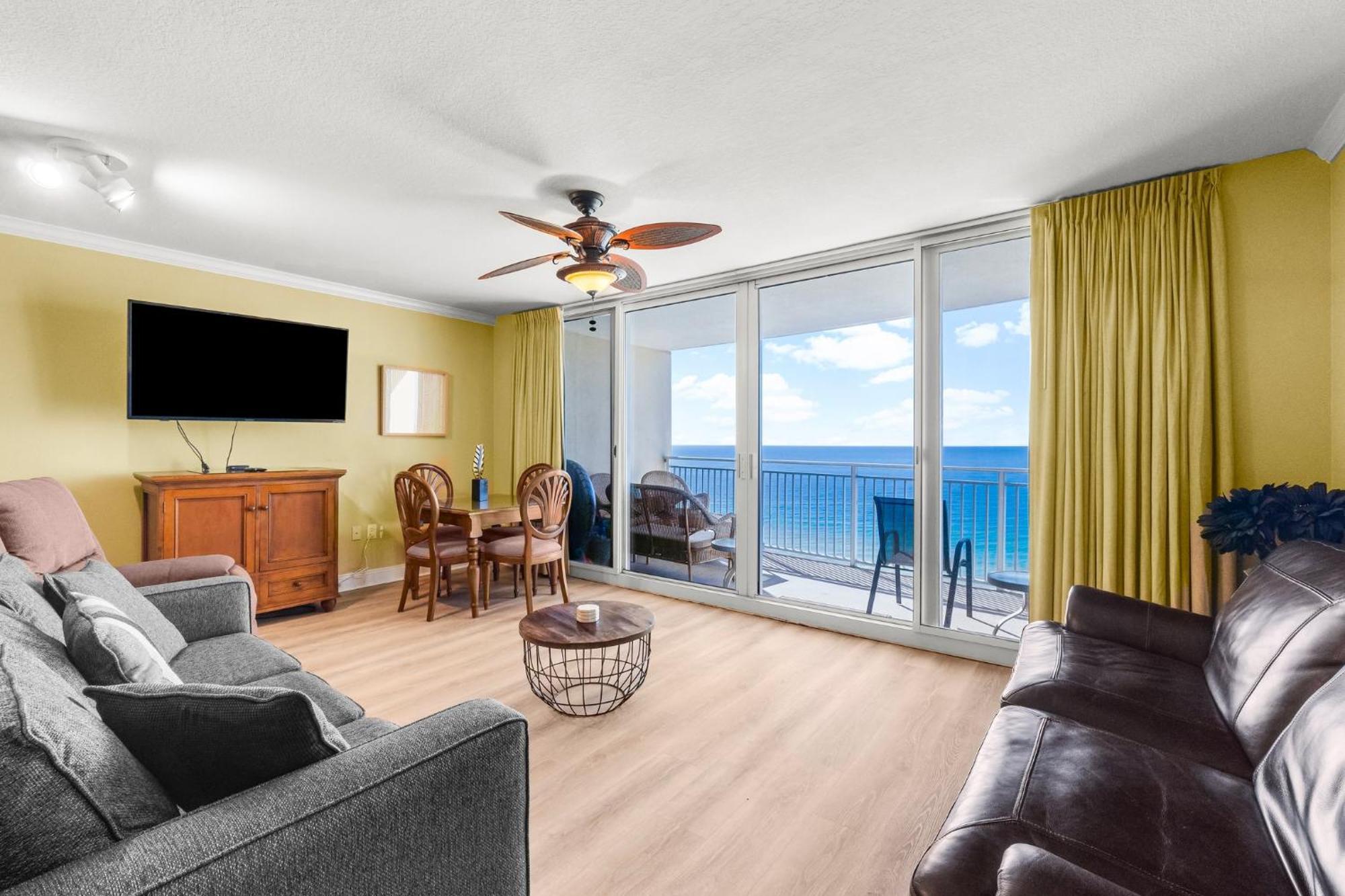 Beautiful Beachfront Paradise! Emerald Beach Resort Panama City Beach Exteriér fotografie