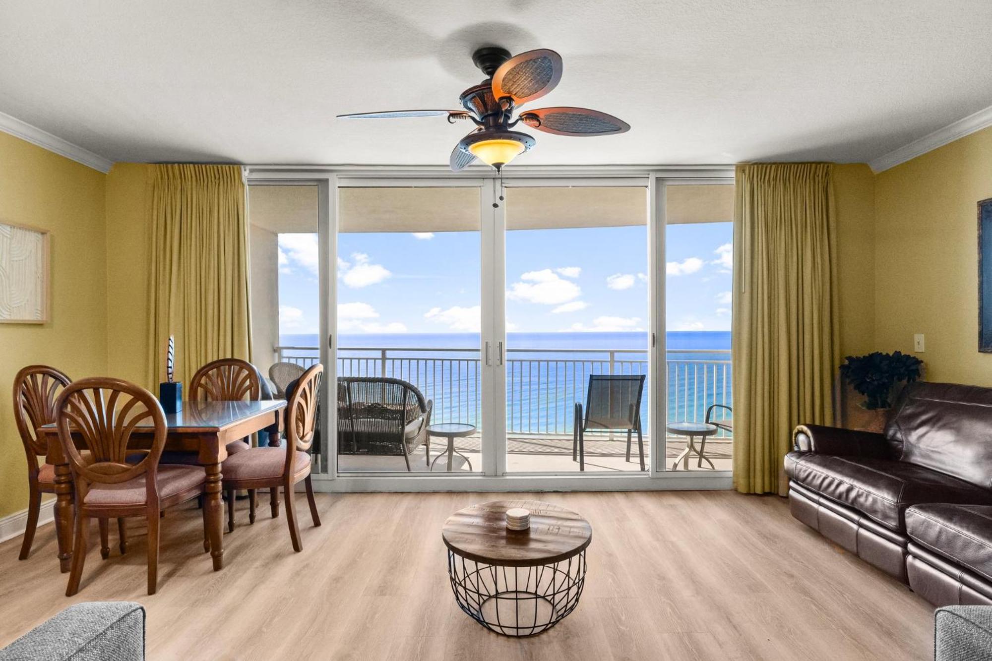 Beautiful Beachfront Paradise! Emerald Beach Resort Panama City Beach Exteriér fotografie